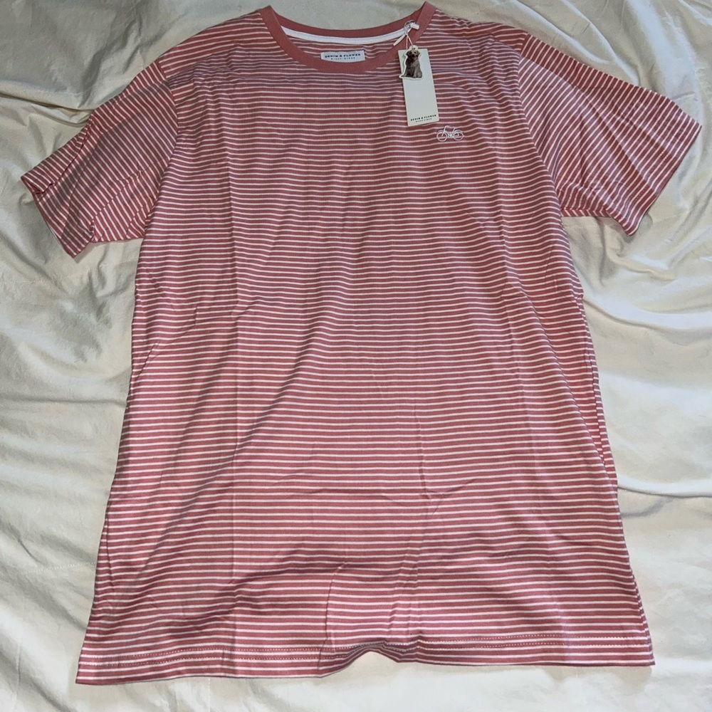 Denim & Flower brand new with tags men’s size medium tshirt